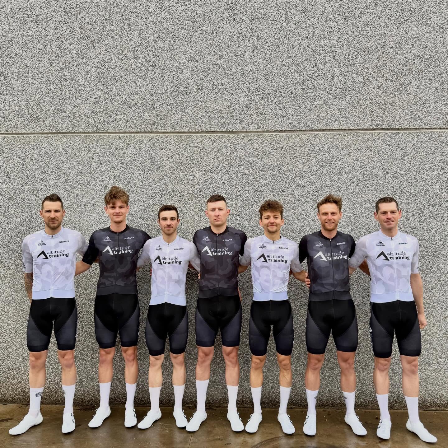 Veloxity Team mixed tenues